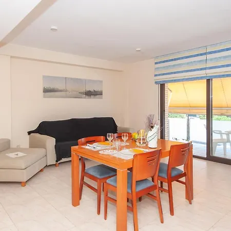 Du Soleil Apartment *